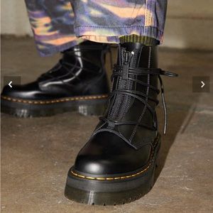 NIB Dr. Marten’s Jarrick II